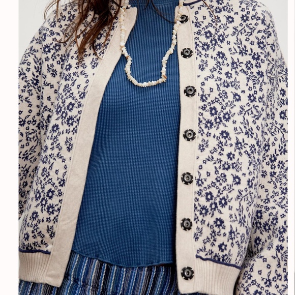 NWT Free People We The Free Maine Cardi Knit Jacket - Cream Combo Floral Small - Picture 3 of 10